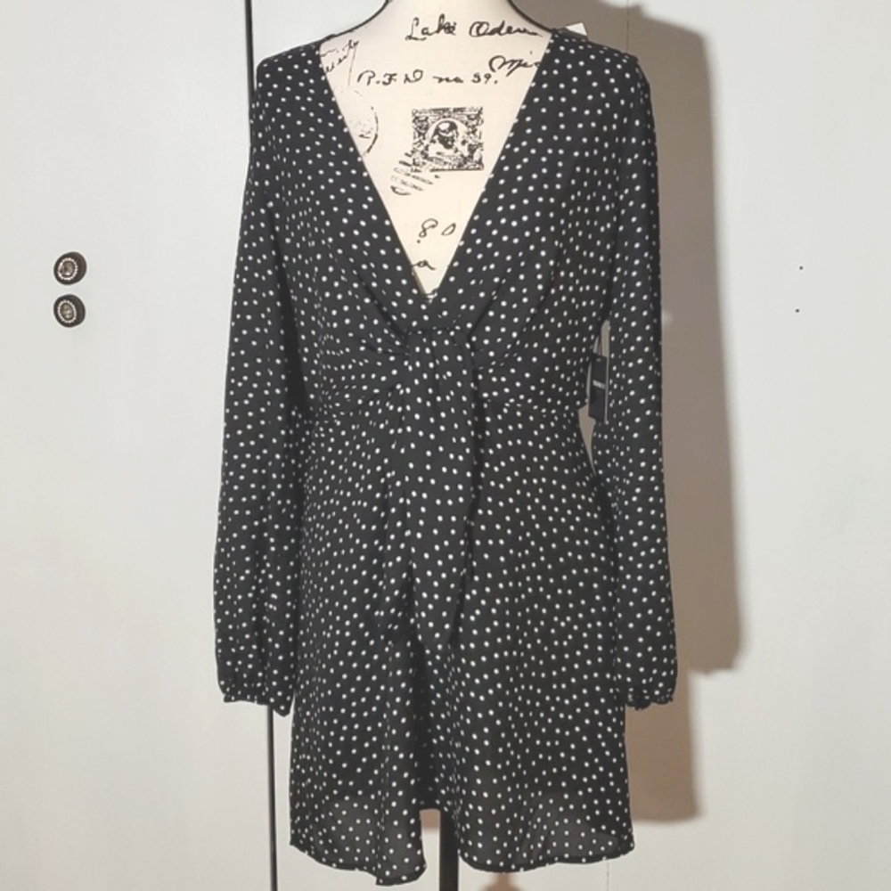 Forever 21| Womens Black/White Polka Dot Deep V Plunge Mini Dress Sz.XL